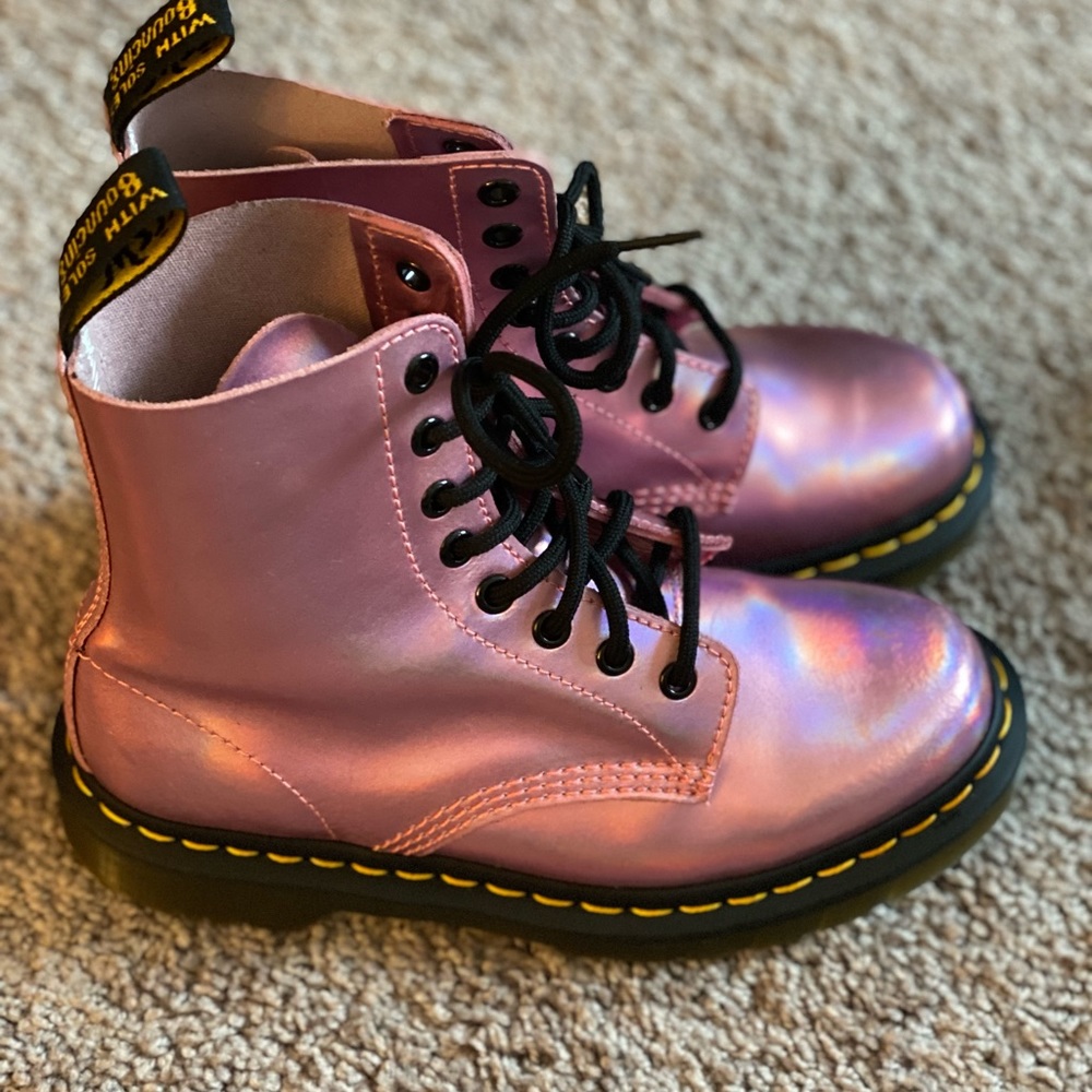 DR. MARTENS 💿💕💗